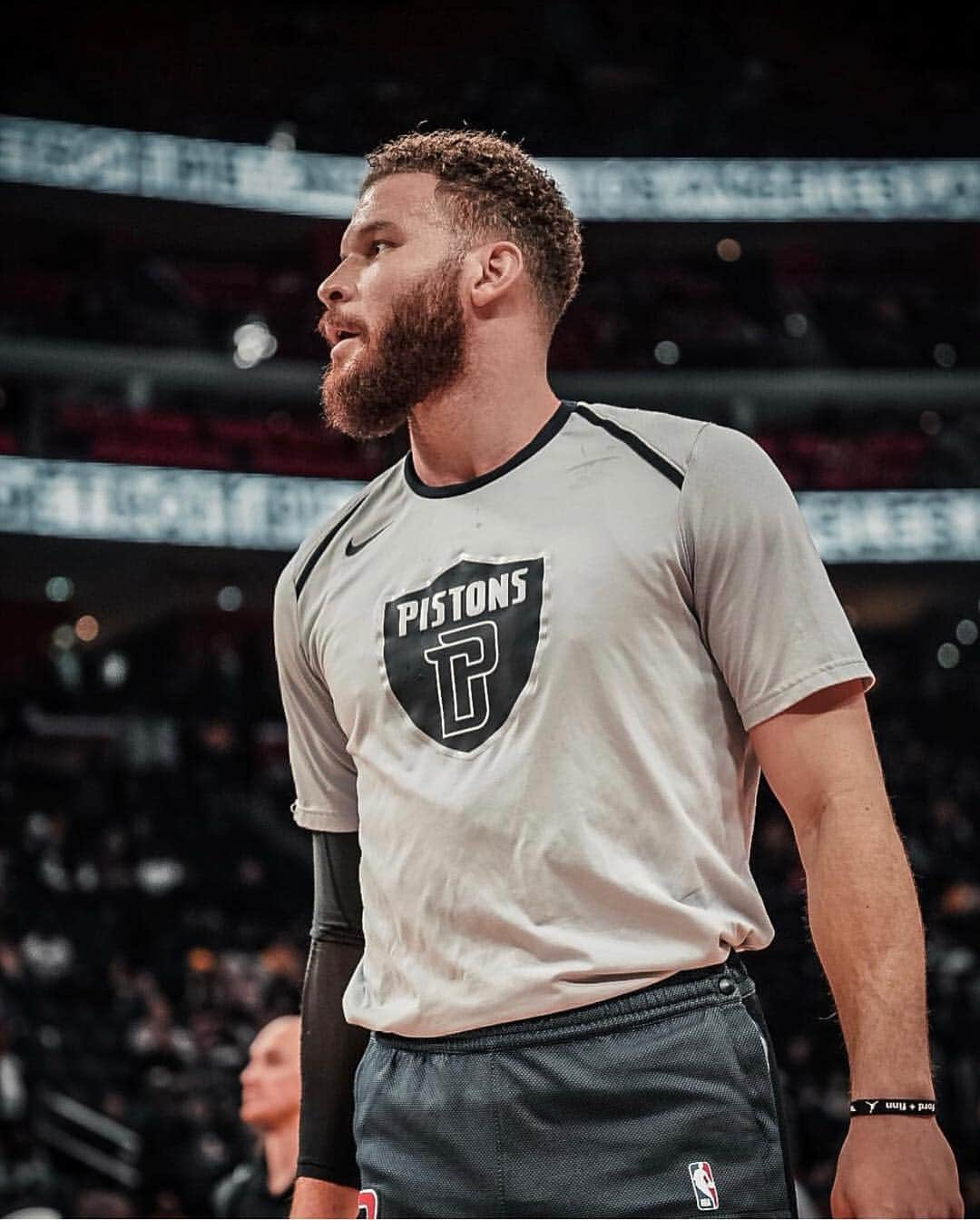 ブレイク・グリフィンさんのインスタグラム写真 - (ブレイク・グリフィンInstagram)「⚪️」3月26日 3時27分 - blakegriffin23