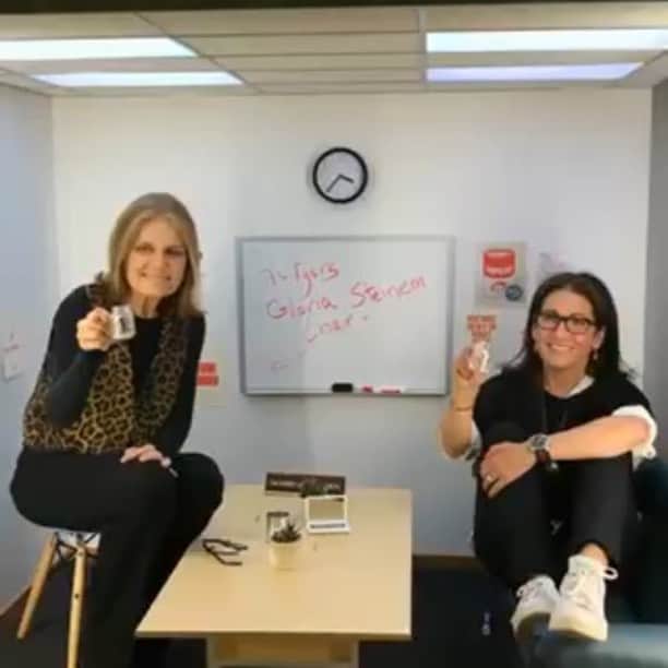 ボビー・ブラウンのインスタグラム：「Happy Happy Birthday to the ultimate OG @gloriasteinem I’m great full to know you.」
