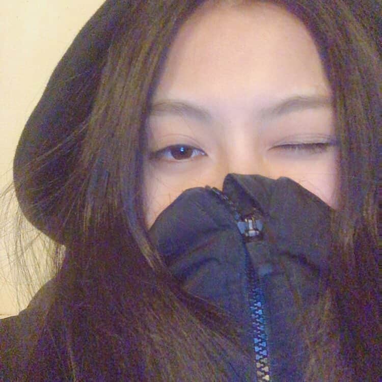 ディのインスタグラム：「앞머리짜르고싶다#달다래오」