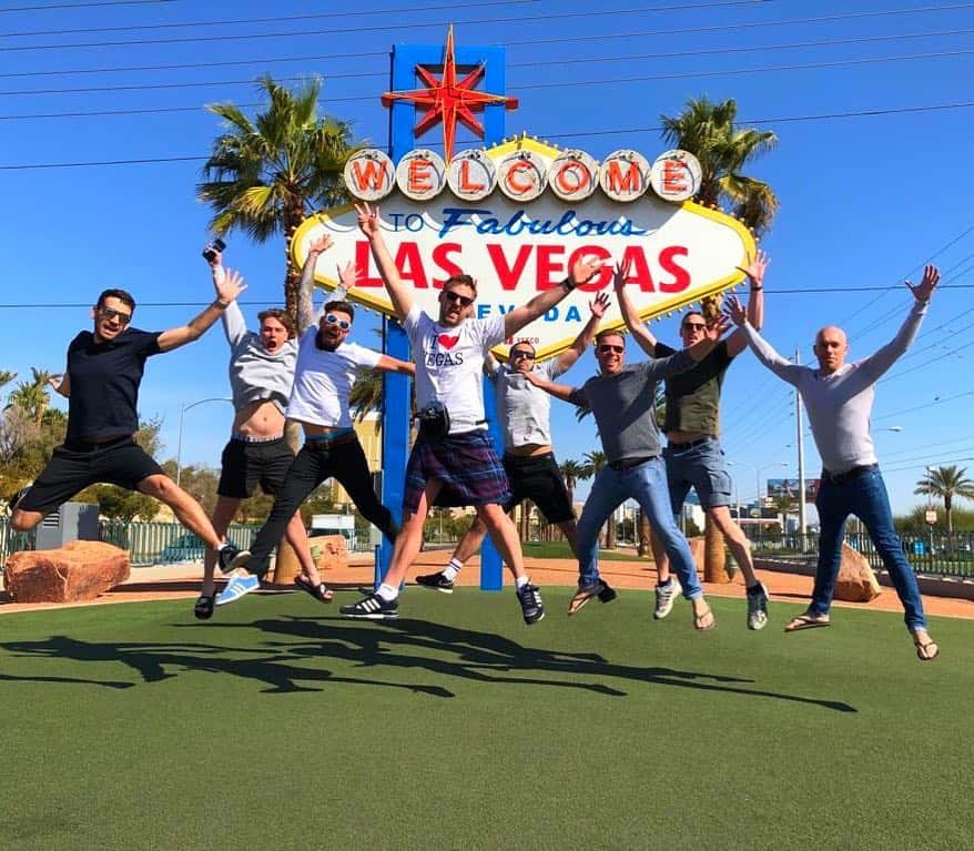 リアム・タンコックさんのインスタグラム写真 - (リアム・タンコックInstagram)「Las Vegas 🇺🇸 Thanks for a cracking stag do lads! #LasVegas #StagDo」3月26日 6時34分 - liamtancock