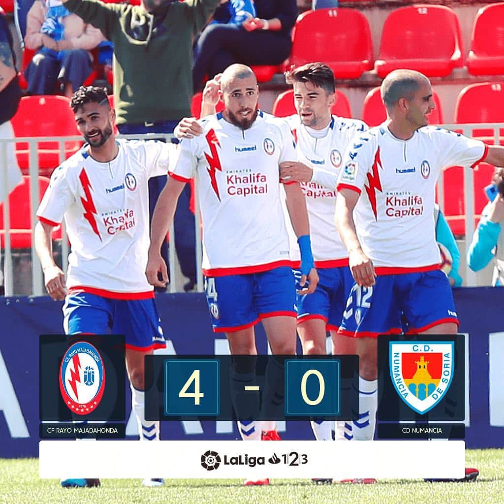 LFPさんのインスタグラム写真 - (LFPInstagram)「@realsporting won the Asturian derby in #LaLiga123! ❤️」3月26日 6時51分 - laliga