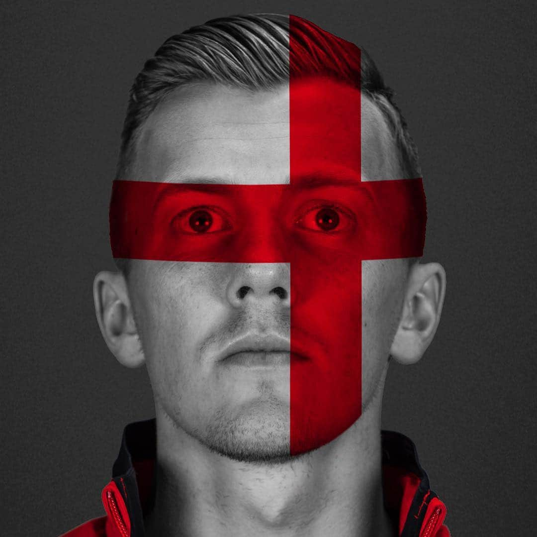 サウサンプトンFCさんのインスタグラム写真 - (サウサンプトンFCInstagram)「Back for @england: just how much did @prowsey16 deserve that second #ThreeLions cap? ❤️ #saintsfc」3月26日 6時54分 - southamptonfc