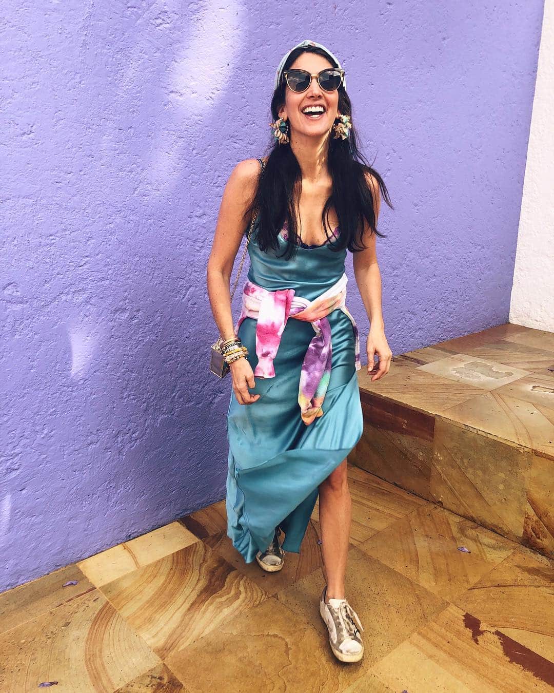 のインスタグラム：「Wearing our feelings again 🌈☀️ • @jodiesnydermorel in all the NEWness at Casa Gilardi in Mexico City #dannijogirls」