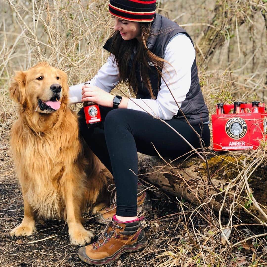 キーンさんのインスタグラム写真 - (キーンInstagram)「Last Saturday we celebrated #NationalPuppyDay 🐶 Thank you to everyone that tagged us in photos with your pup! Special fact about KEEN, at our HQ we have 15+ office dogs!」3月26日 7時14分 - keen