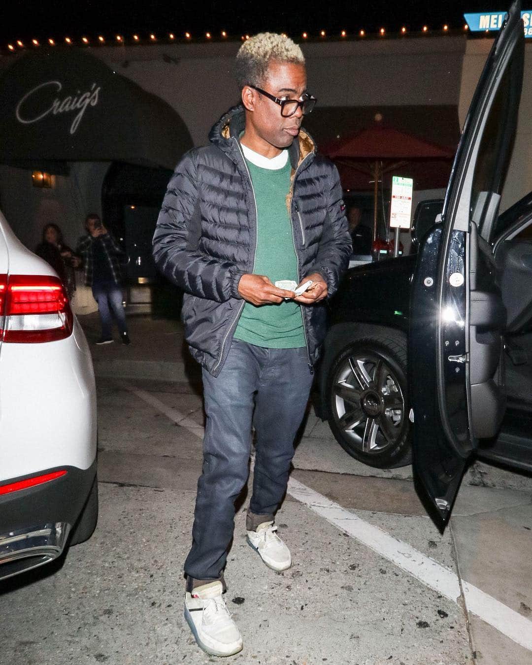 GQさんのインスタグラム写真 - (GQInstagram)「Ladies and gentlemen, please welcome @ChrisRock to the bleached-hair club. #BigFitoftheDay」3月26日 7時14分 - gq