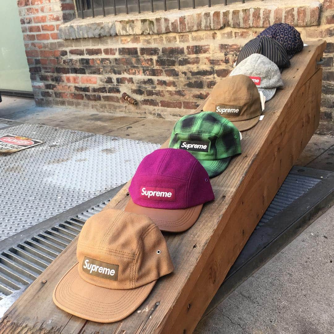 2nd STREET USAさんのインスタグラム写真 - (2nd STREET USAInstagram)「New Arrivals at our Pasadena Location!  #supreme #hats ✖️✖️✖️✖️✖️✖️✖️✖️✖️✖️✖️✖️✖️✖️✖️✖️✖️ #2ndstreet #2ndstreetusa #2ndstreetvintage #pasadena #melrose #costamesa #melrosestyle #vintage #losangeles #fairfax #labrea #streetstyle #newarrival #newarrivals #secondhand #japan #japanesestyle #ootd #colorful #fashion #fun #instalove #style #art #love #currentlywearing #styleinspo #winter」3月26日 7時44分 - 2ndstreetusa