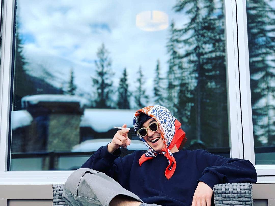 松田翔太さんのインスタグラム写真 - (松田翔太Instagram)「After skiing with love❤️」3月26日 8時09分 - shota_matsuda