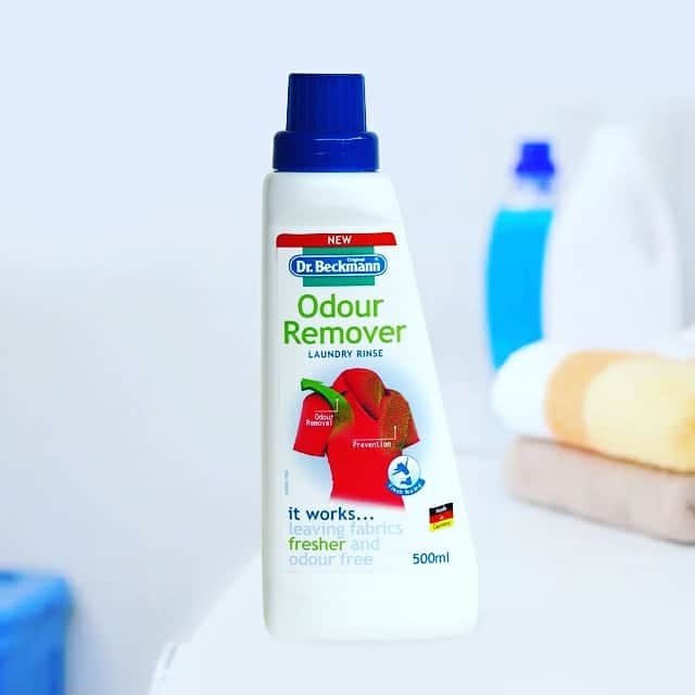 ecomfort（エコンフォート）さんのインスタグラム写真 - (ecomfort（エコンフォート）Instagram)「【スポーツの後はオドリムーバー】  表参道Women'sRunで着用したスタッフジャンパーをお洗濯！ スポーツなどでたくさん汗をかいた日にはオドリムーバーが活躍します。  洗濯が終わって取り出してみると、あ…！さっそくフレッシュな香り！これで次回のイベントも爽やかに皆さまとお会いできます^^ 管理部  #表参道ウイメンズラン #表参道 #ランナーのお洗濯 #スポーツウエアのお洗濯 #汗かいた～ #頑張った日のお洗濯 #汗だく女子  #汗だく男子 #オドリムーバーでお洗濯 #ドクターベックマン #今日の買い物が未来を変える  #今日の買い物がニオイをなくす #今日も良い一日を」3月26日 8時15分 - ecomfort_eoct