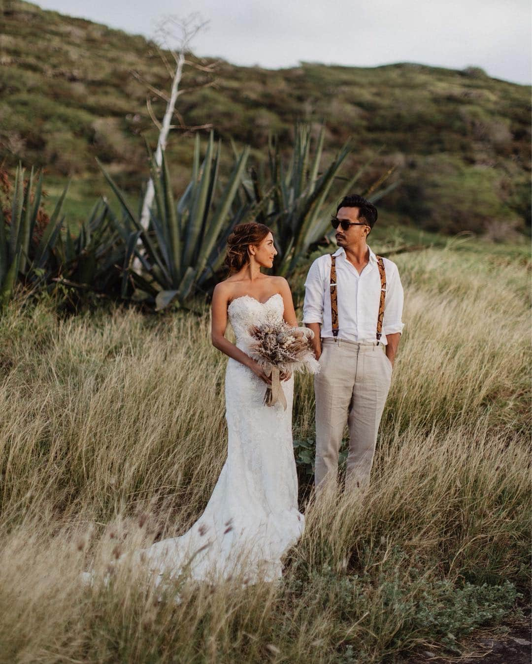 HARUEさんのインスタグラム写真 - (HARUEInstagram)「WEDDING PHOTO📷🌵♡ . Photographer // @mermaidlove808 . #harusakuwedding #hawaii #gardenwedding #wedding #weddingparty #ハワイ #ウエディング #ガーデンウエディング #結婚 #ハワイウエディング #カップル #couple #couplegoals」3月26日 19時38分 - harue0104