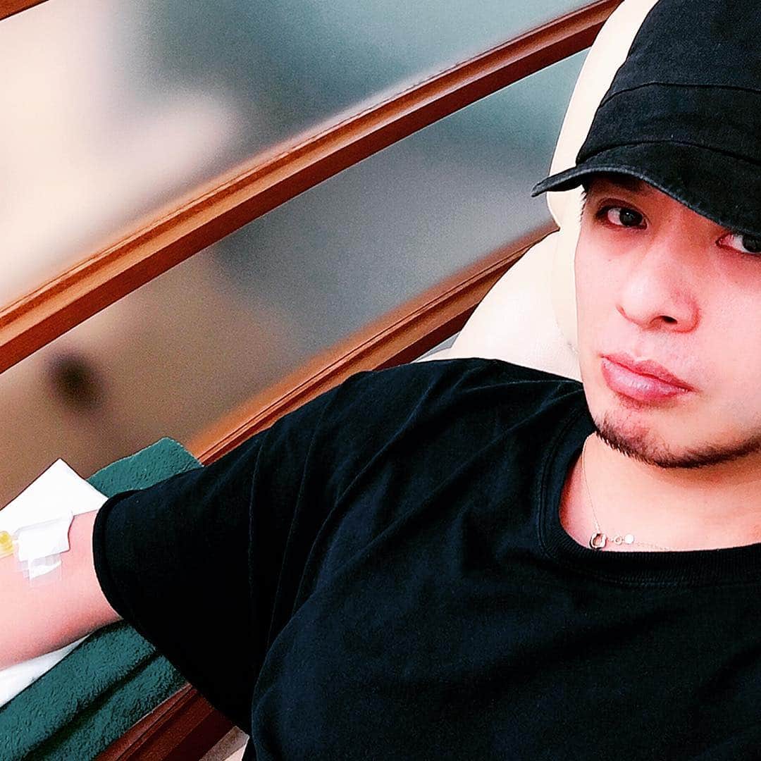 北見寛明さんのインスタグラム写真 - (北見寛明Instagram)「1日8時間睡眠が身体にいいらしいよ #健康第一 #ってよく聞くけど #本当そう思う #北見ってよくモテるって聞くけど #本当そう思う」3月26日 18時16分 - kitami0625