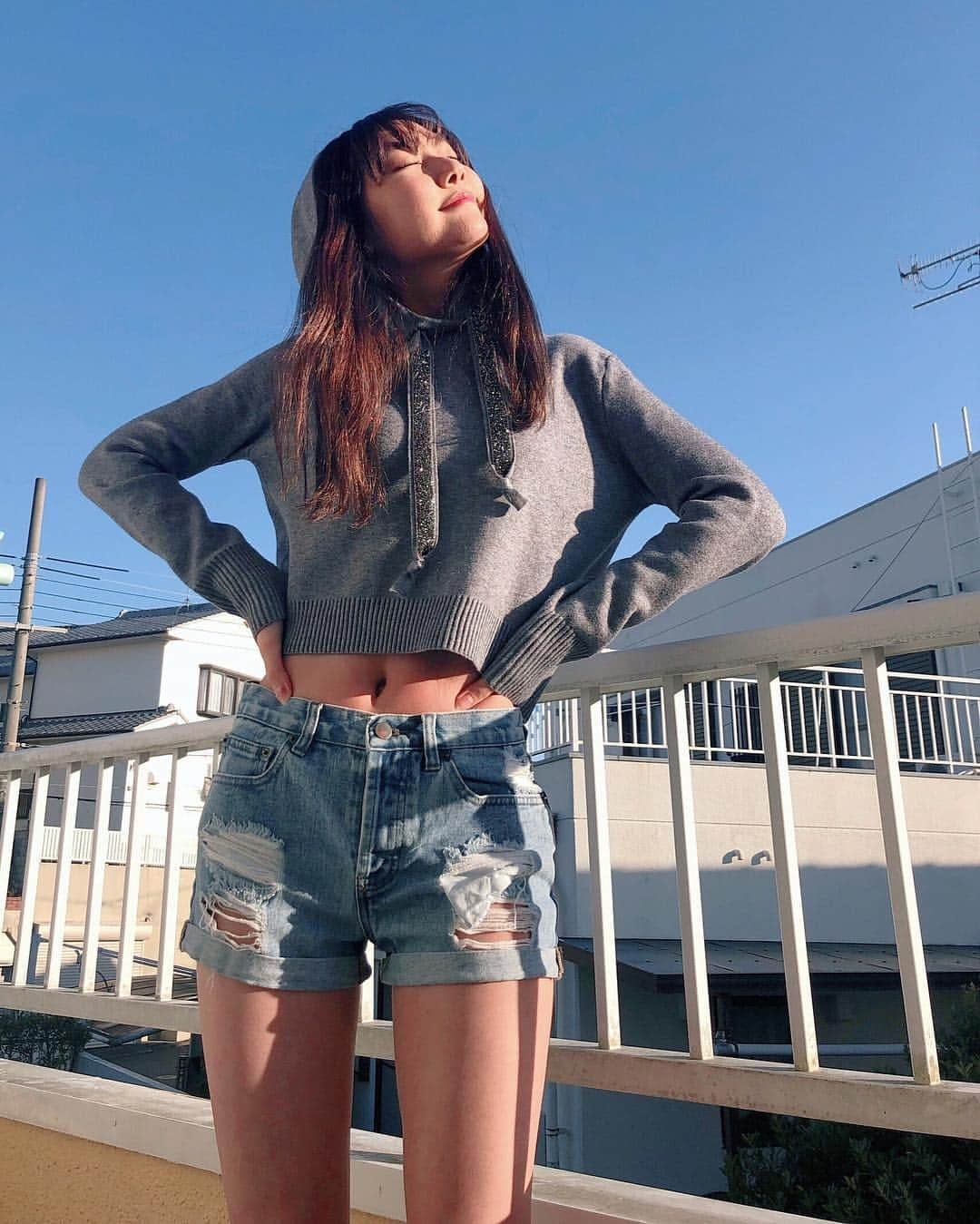 高井真菜さんのインスタグラム写真 - (高井真菜Instagram)「🐰☀︎ . そろそろ夏に向けて🔥」3月26日 18時23分 - mana_takai