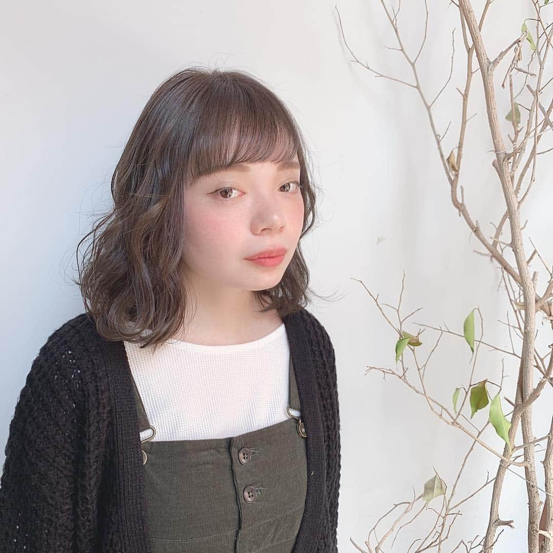 【北堀江・美容室 peaks hair】さんのインスタグラム写真 - (【北堀江・美容室 peaks hair】Instagram)「春色🌸 ㅤㅤㅤㅤㅤㅤㅤㅤㅤㅤㅤㅤㅤ ㅤㅤㅤㅤㅤㅤㅤㅤㅤㅤㅤㅤㅤ 透明感のあるカラー💇🏼‍♀️ ㅤㅤㅤㅤㅤㅤㅤㅤㅤㅤㅤㅤㅤ ㅤㅤㅤㅤㅤㅤㅤㅤㅤㅤㅤㅤㅤ stylist 坂本 ㅤㅤㅤㅤㅤㅤㅤㅤㅤㅤㅤㅤㅤ ㅤㅤㅤㅤㅤㅤㅤㅤㅤㅤㅤㅤㅤ #大阪#堀江#北堀江#美容室 #hairstyle #堀江カフェ #カフェ#cafe#女子会 #女子力 #メイク#エステ #mother #マツエク#美肌#美白#リップ#ヘアアレンジ #女子#美肌 #ファッション #haircolor #アレンジ#color #ナチュラル #カジュアル #デザイン #グラデーション#スタイリング #ハイトーンカラー」3月26日 18時26分 - peakshair