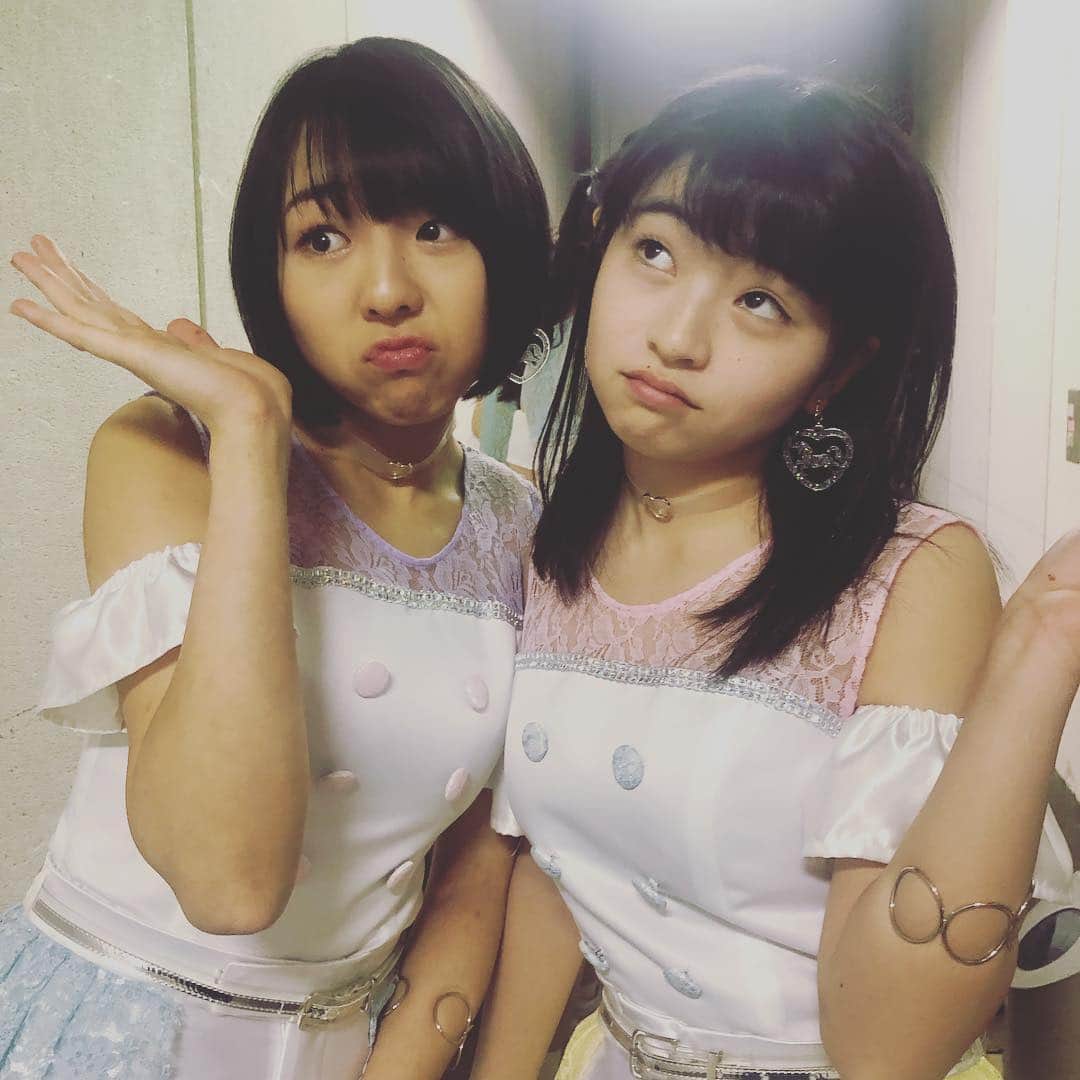 アップアップガールズ (仮)のインスタグラム：「リリイベ始まります！ #アプガ2 #チームしょうもない #佐々木ほのか #中学1年生 #鍛治島彩 #ヘルメット #だるま」