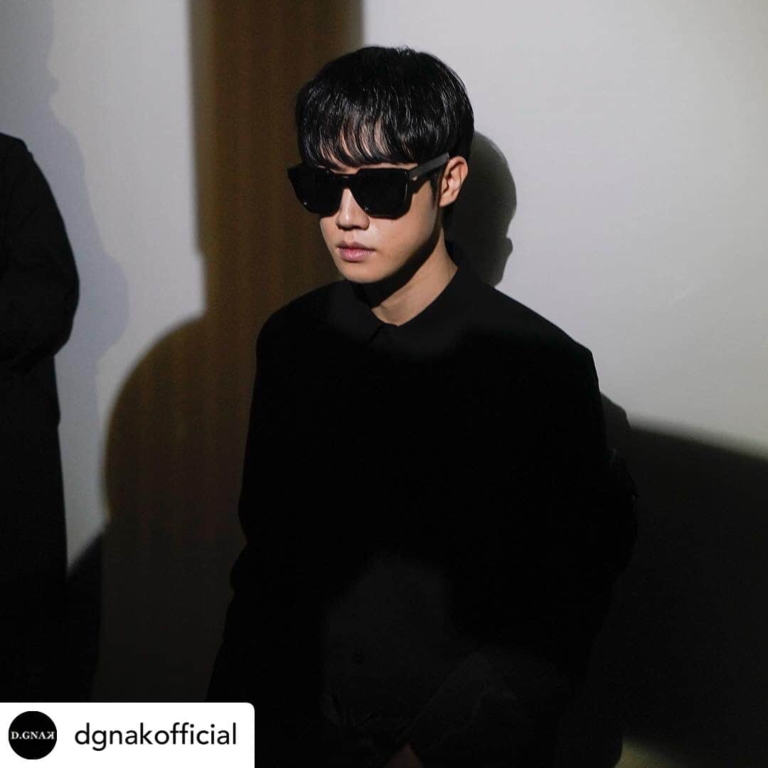 munzi_87さんのインスタグラム写真 - (munzi_87Instagram)「Posted @withrepost • @dgnakofficial D.GNAK 19FW Seoul Fashion Week Back Stage _ #dgnak #sfw #19fw #디그낙 #서울패션위크 #백스테이지 #박지운」3月26日 19時21分 - munji_87