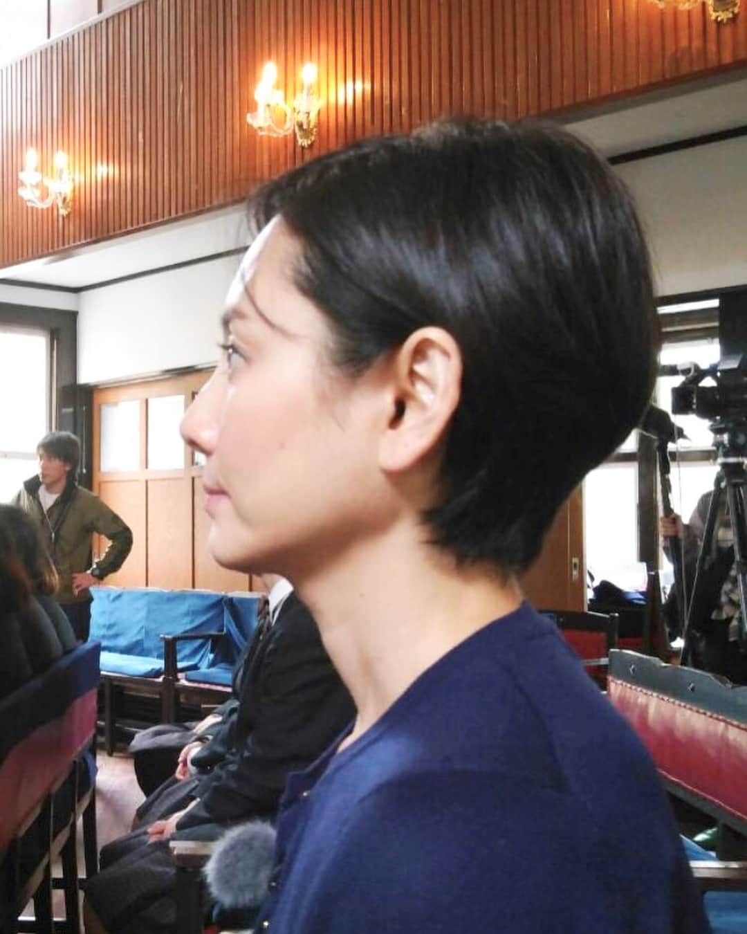 フジテレビ「プライムニュース イブニング」さんのインスタグラム写真 - (フジテレビ「プライムニュース イブニング」Instagram)「様々な事情で、家庭や学校、社会での生活が難しくなった﻿ 女子児童が暮らしている、横浜家庭学園。﻿ やがて大人になり、自立していく彼女たちを、﻿ 社会はどう受け止めればいいのか…。﻿ 島田キャスターが取材しました。﻿ ﻿ #島田彩夏　﻿ ジャケット・シャツ・スカート @oldenglandfemme  ピアス #プラスヴァンドーム﻿ #プライムニュースイブニング﻿ #倉田大誠 #反町理 #木村拓也 #海老原優香 #酒井千佳　#中川真理子 #小澤陽子 #上中勇樹 #今湊敬樹 #フジテレビ #アナウンサー﻿ 公式HP：http://www.fujitv.co.jp/prime_evening/」3月26日 19時20分 - livenews_it