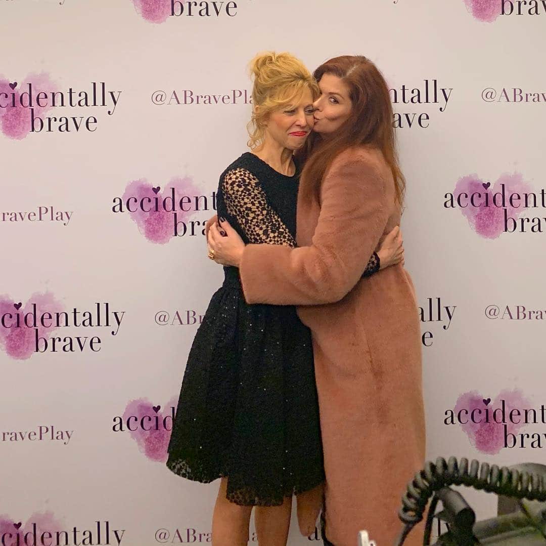 デブラ・メッシングさんのインスタグラム写真 - (デブラ・メッシングInstagram)「RUN DON’T WALK to @msmaddiecorman in her one woman show #AccidentallyBrave. (Which she also wrote!) I was left speechless. You will laugh and cry and walk away in awe of Maddie’s courage and generosity as well as her exquisite storytelling. She is a shining light, an example of grace and fury, a healing in process made public. Don’t miss her gift. @abraveplay」3月26日 11時17分 - therealdebramessing