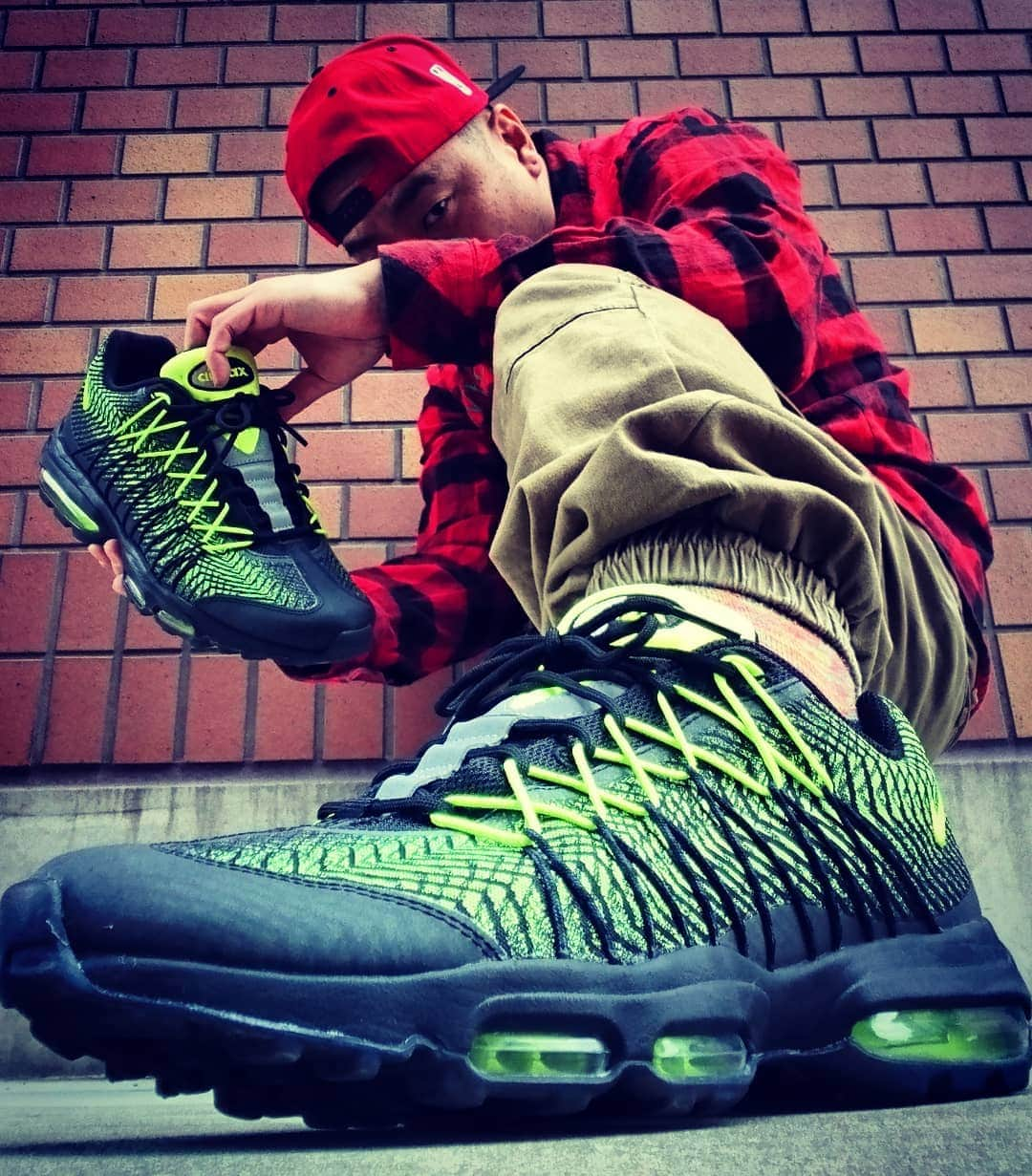 レイザーラモンRGさんのインスタグラム写真 - (レイザーラモンRGInstagram)「3月26日はAirmax DAYということで選んだのは2015年7月発売だった  AIR MAX 95 ULTRA JACQUARD 。  #キモ撮り #KIMODORI #airmax95ultrajacquard #airmaxday」3月26日 11時26分 - rgrazorramon