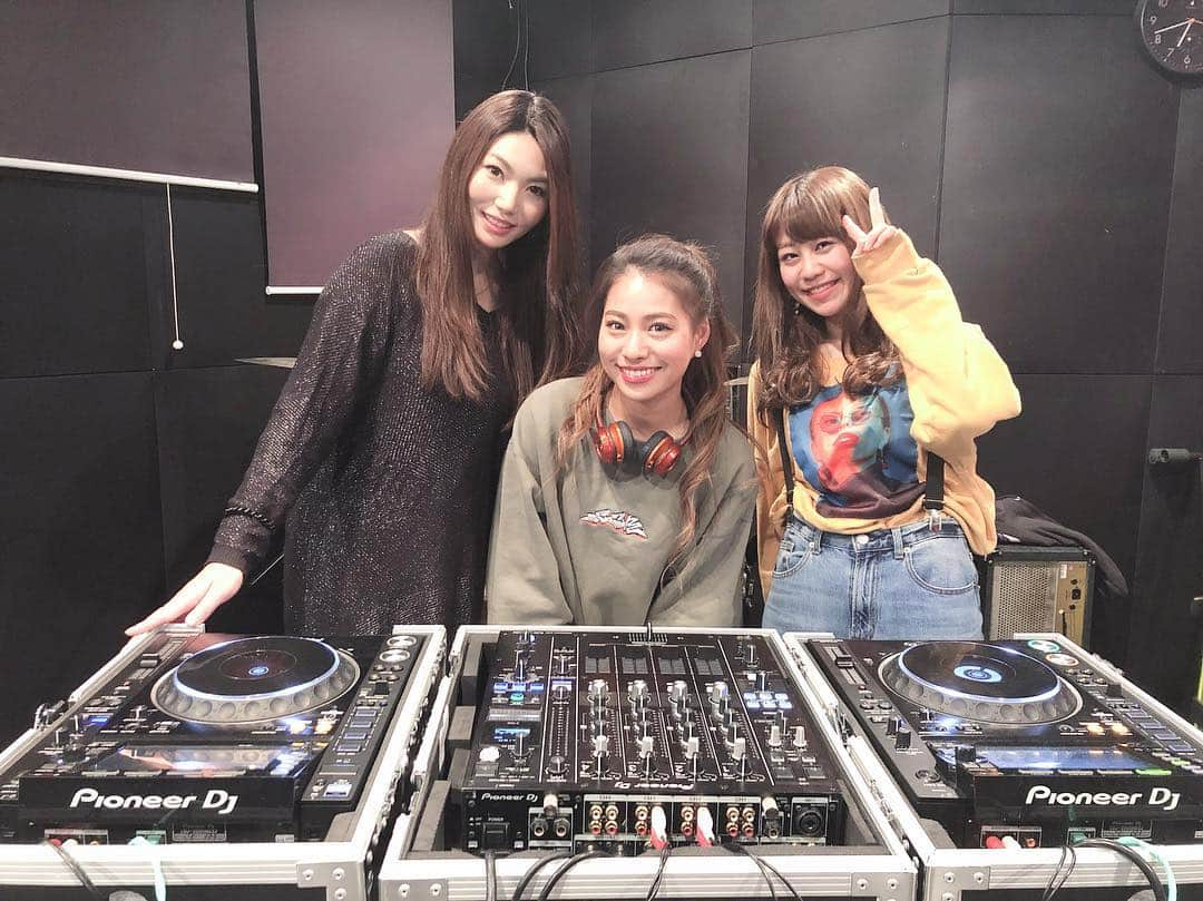 大塚紗英さんのインスタグラム写真 - (大塚紗英Instagram)「4/5はDJ LIVE vol.2です💪」3月26日 11時42分 - o_t_s_u_k_a_s_a_e