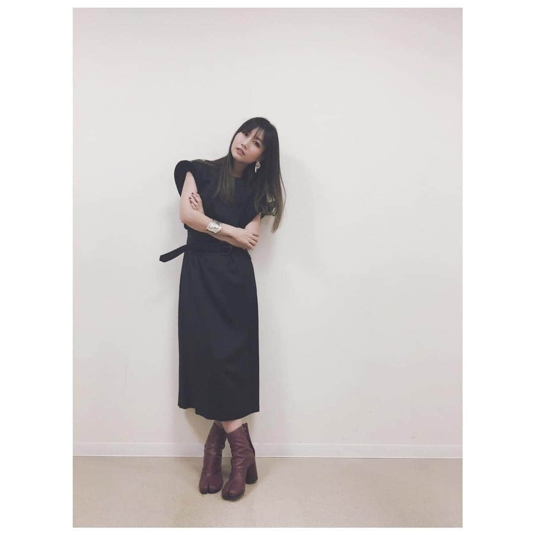 大塚愛さんのインスタグラム写真 - (大塚愛Instagram)「ワンピース akira naka ブーツ  Maison Margiela  AIO　#music #live #show #tv #musicfair  #fashion  #dress #akiranaka #boots #maisonmargiela」3月26日 12時18分 - aiotsuka_official