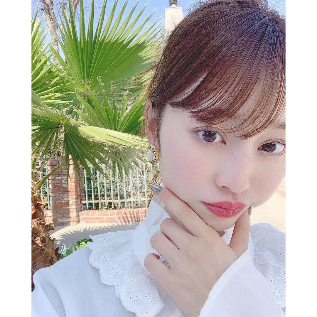 吉田南歩さんのインスタグラム写真 - (吉田南歩Instagram)「ㅤㅤㅤㅤㅤㅤㅤㅤㅤㅤㅤㅤㅤ ㅤ 以前に使ってたんだけど戻ってきた☺️💕 まつげはビューラーで軽く自然にあげてから 塗るつけまつげで長さとボリューム 出してます❤︎ ㅤㅤㅤㅤㅤㅤㅤㅤㅤㅤㅤㅤㅤ まつげしっかり塗っておかないと 目のインパクト無くなるのが悩みだったから ぱっちり目にしてくれて助かってる🙏 ㅤ #塗るつけまつげ #デジャヴュ #ボリューム #PR」3月26日 13時04分 - nanaho_yoshida