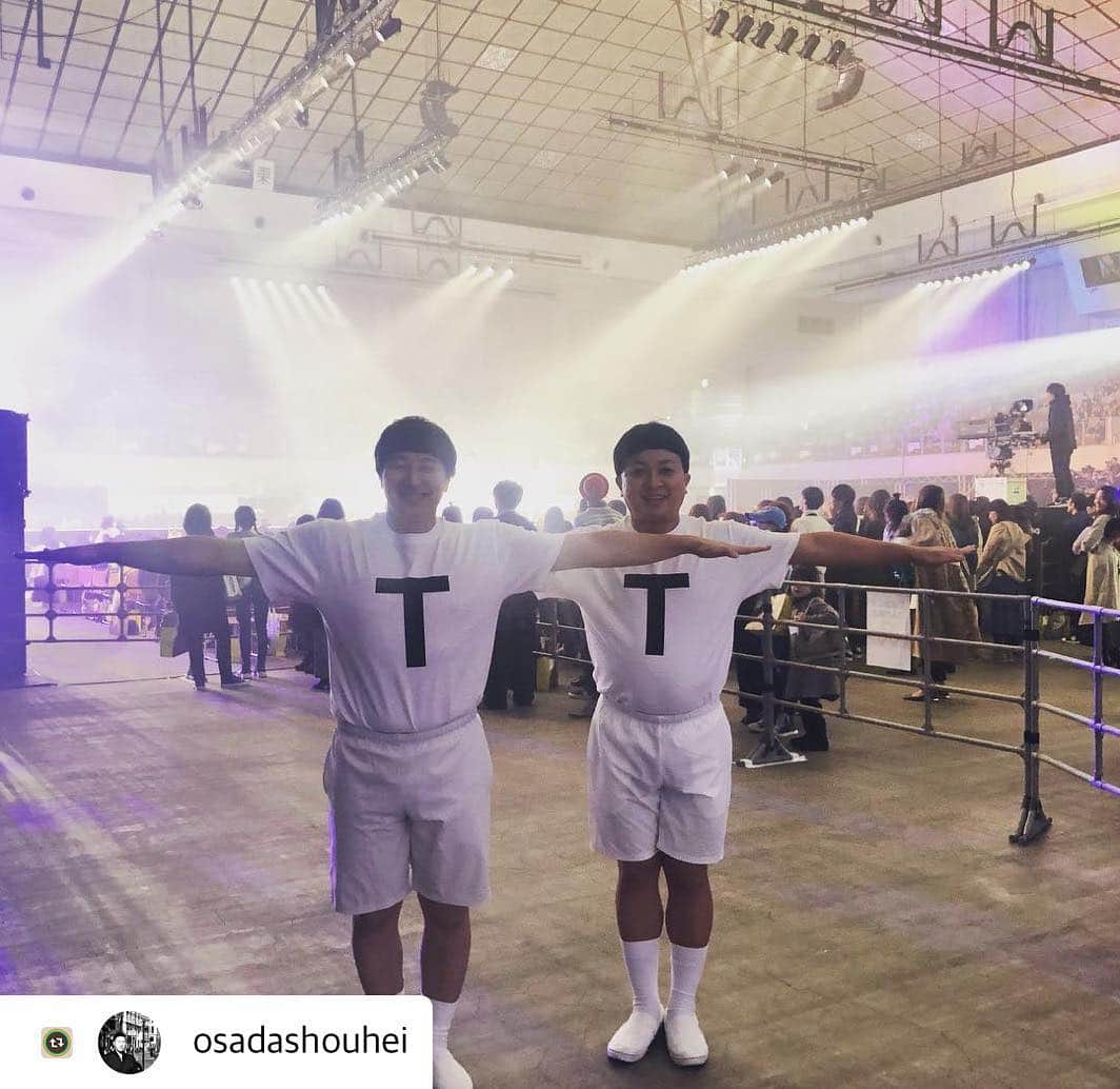 福岡アジアコレクションさんのインスタグラム写真 - (福岡アジアコレクションInstagram)「. #faco #fukuokaasiacollection #福岡アジアコレクション #2019年 #福岡 #fukuoka #日本 #japan #福岡国際センター #モデル #ファッションショー #コーデ #チョコレートプラネット #長田庄平 #TT兄弟 #遊びに来てね #fashion #model #ootd #instagood . . #Repost with @Repostlyapp @osadashouhei TT兄弟がファッションショーに呼ばれましたー！ #faco #福岡アジアコレクション  #福岡 #Tんこつラーメン #明T子 #もT鍋 #TT兄弟 #チョコレートプラネット」3月26日 13時23分 - fukuokaasiacollection