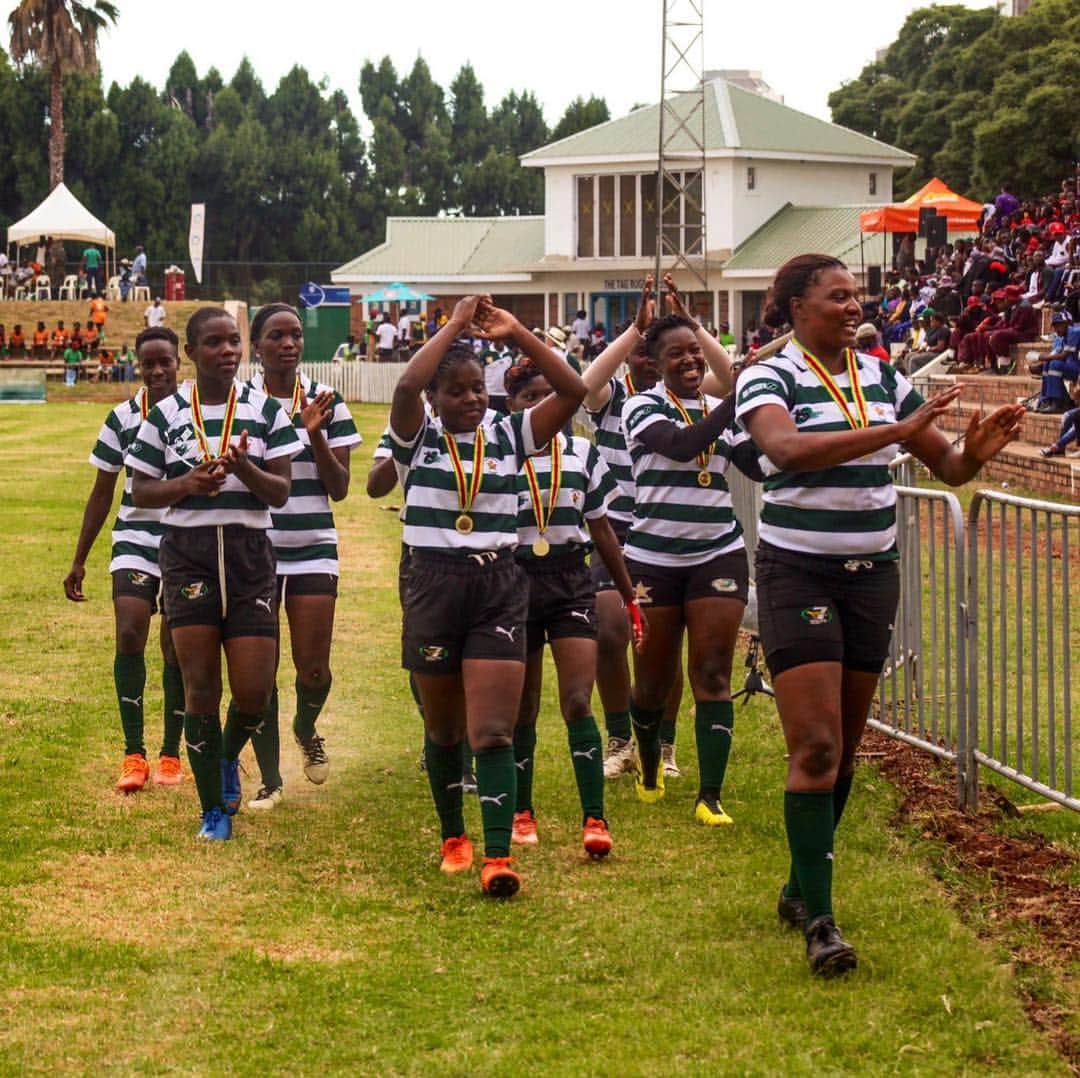 カースティ・コベントリーのインスタグラム：「‪🔥Another win for Zim from the weekend. Makorokoto to Zimbabwe Rugby 7s Women’s team for their 31-0 win over Zambia @kwese.sports @iflixzw #KweseSevens #WomenPower ‬🇿🇼🇿🇼🇿🇼」