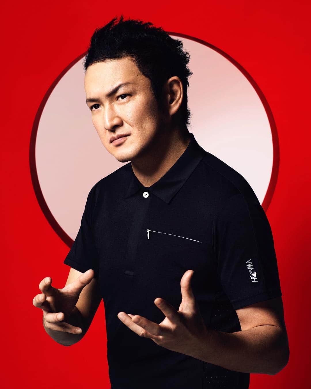 長山一樹のインスタグラム：「本間ゴルフの広告撮影にて中村獅童さんを撮影させていただきました。 #ngympicture  @honmagolfjp  役者 @shido_nakamura  衣装 @tetsuronagase #本間ゴルフ #中村獅童 #広告写真 #hasselblad #h6d #kazukinagayama #長山一樹」