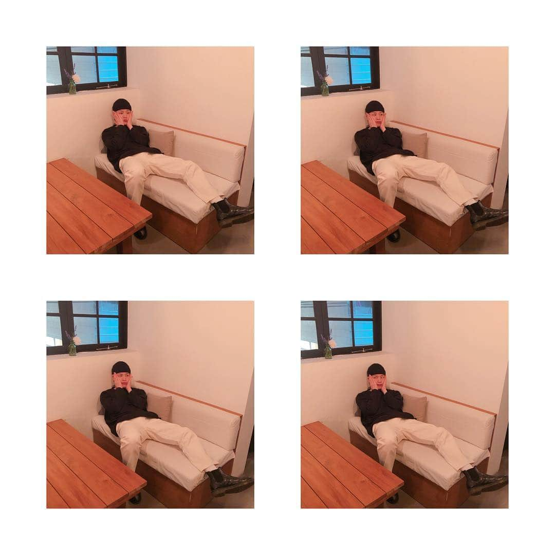 IN2ITさんのインスタグラム写真 - (IN2ITInstagram)「[#인표] ‘s LOG  점심은 드셨어요?🍚🍝🍛🍜🍳 ㅤㅤ 식사는 잘 챙겨가면서 일하셔야 해요👏🏻🧚🏻‍♂️ ㅤㅤ 오늘도 하얀 인표👦🏼 ㅤㅤ #인투잇 #인투유 #인표 #IN2IT #IN2U #INPYO #OOTD  #인표패션 #화이트 #점심 #식사 #화이팅 #❤️」3月26日 14時23分 - official_in2it