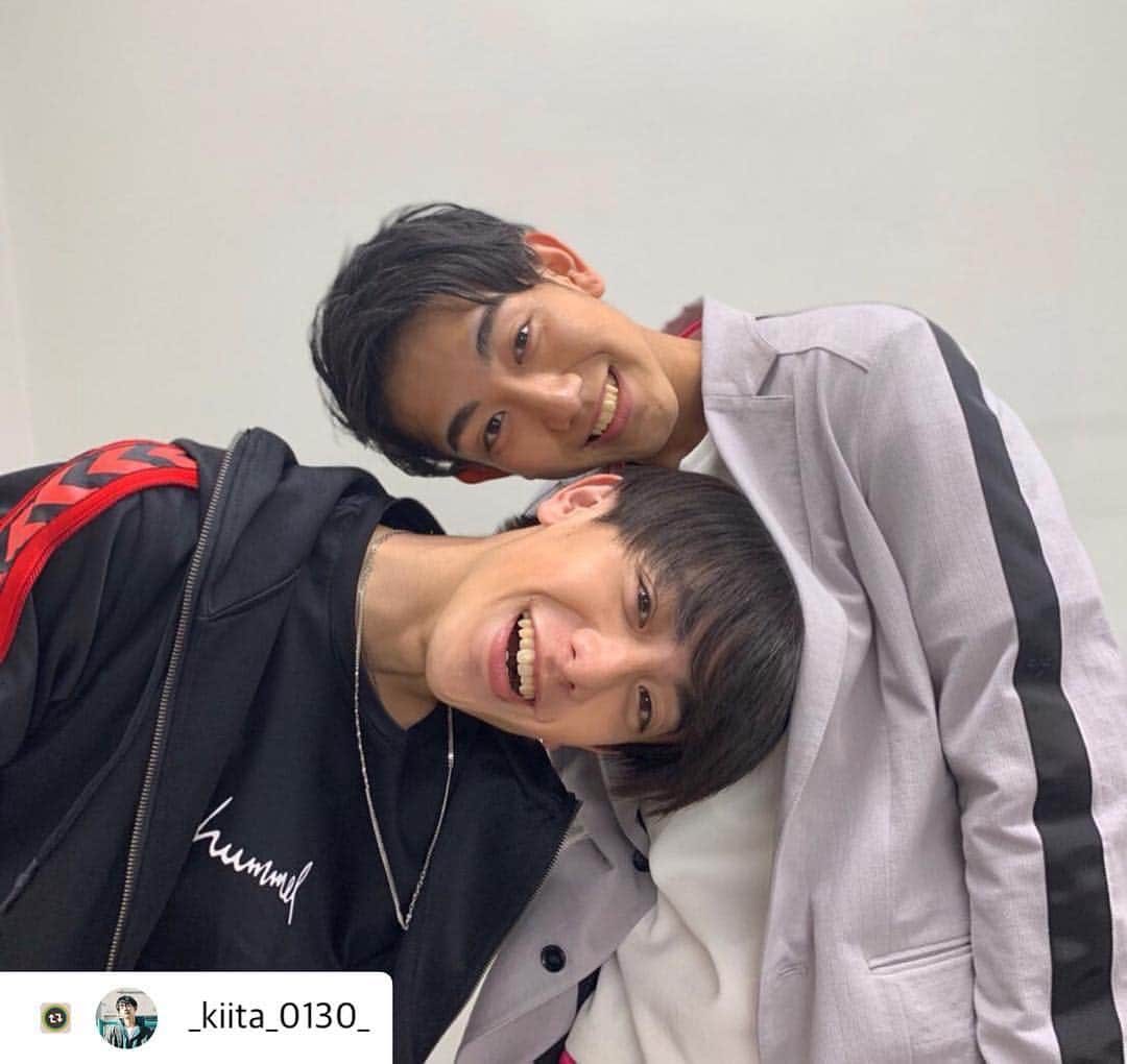 のインスタグラム：「. #faco #fukuokaasiacollection #福岡アジアコレクション #2019年 #福岡 #fukuoka #日本 #japan #福岡国際センター #モデル #ファッションショー #コーデ #超十代 #ティーンズ #きいた #遊びに来てね #fashion #model #ootd #instagood . . #Repost with @Repostlyapp @_kiita_0130_ ・ FACoありがとうございました。 皆さんの声援が物凄く力になりました！26日も楽しみにしてます！」