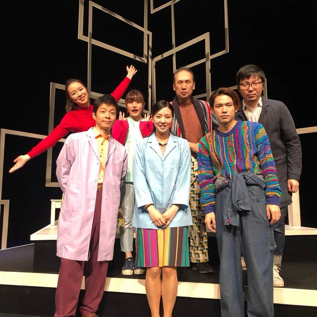 矢吹世奈のインスタグラム：「前後してしまいましたが 3月24日 『見渡す限りの卑怯者』千秋楽でした！ とっても難しい作品でした。 観に来てくださった皆さまに 感謝のきもちでいっぱいです🙏🏼🙏🏼❤️ #見渡す限りの卑怯者#舞台#芝居#ストレートプレイ#千秋楽#ジェットラグプロデュース#矢吹世奈」