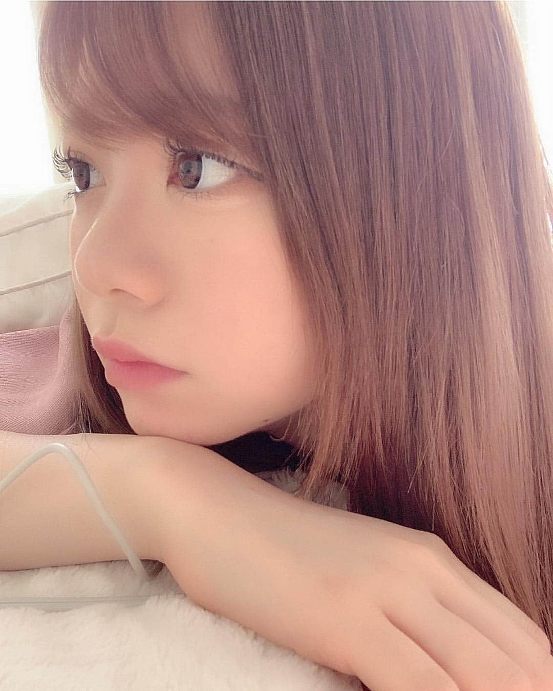 若林萌々さんのインスタグラム写真 - (若林萌々Instagram)「生まれてはじめてまつぱしたよ🐿💗 (@it405_natsumi )さんでやってもらった♡ くるくるんで可愛い〜♡♡」3月26日 17時07分 - wakabayashimomo