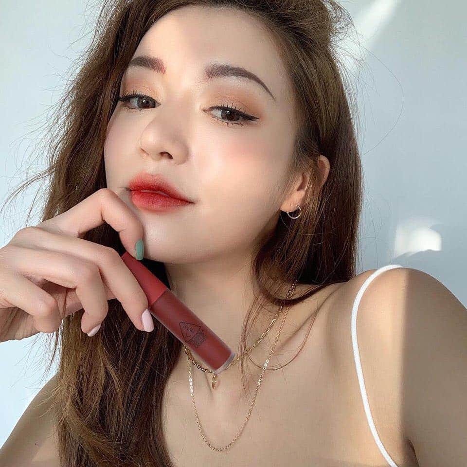 3CE Official Instagramさんのインスタグラム写真 - (3CE Official InstagramInstagram)「3ce soft lip lacquer #changemode 💋 #3ce #3cesoftliplacquer」3月26日 17時08分 - 3ce_official