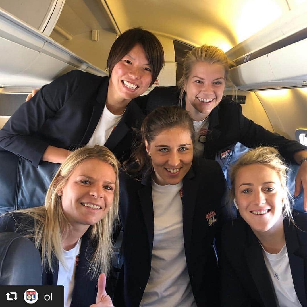 熊谷紗希さんのインスタグラム写真 - (熊谷紗希Instagram)「Départ à Wolfsburg✈️ チャンピオンズリーグ2nd LegのWolfsburg 戦に向けて、出発します😊🙌🏻さー、最大限いい準備を🤜🏻🤛🏻 #UWCL#championsleague#WOLOL」3月26日 17時26分 - kumagai1017