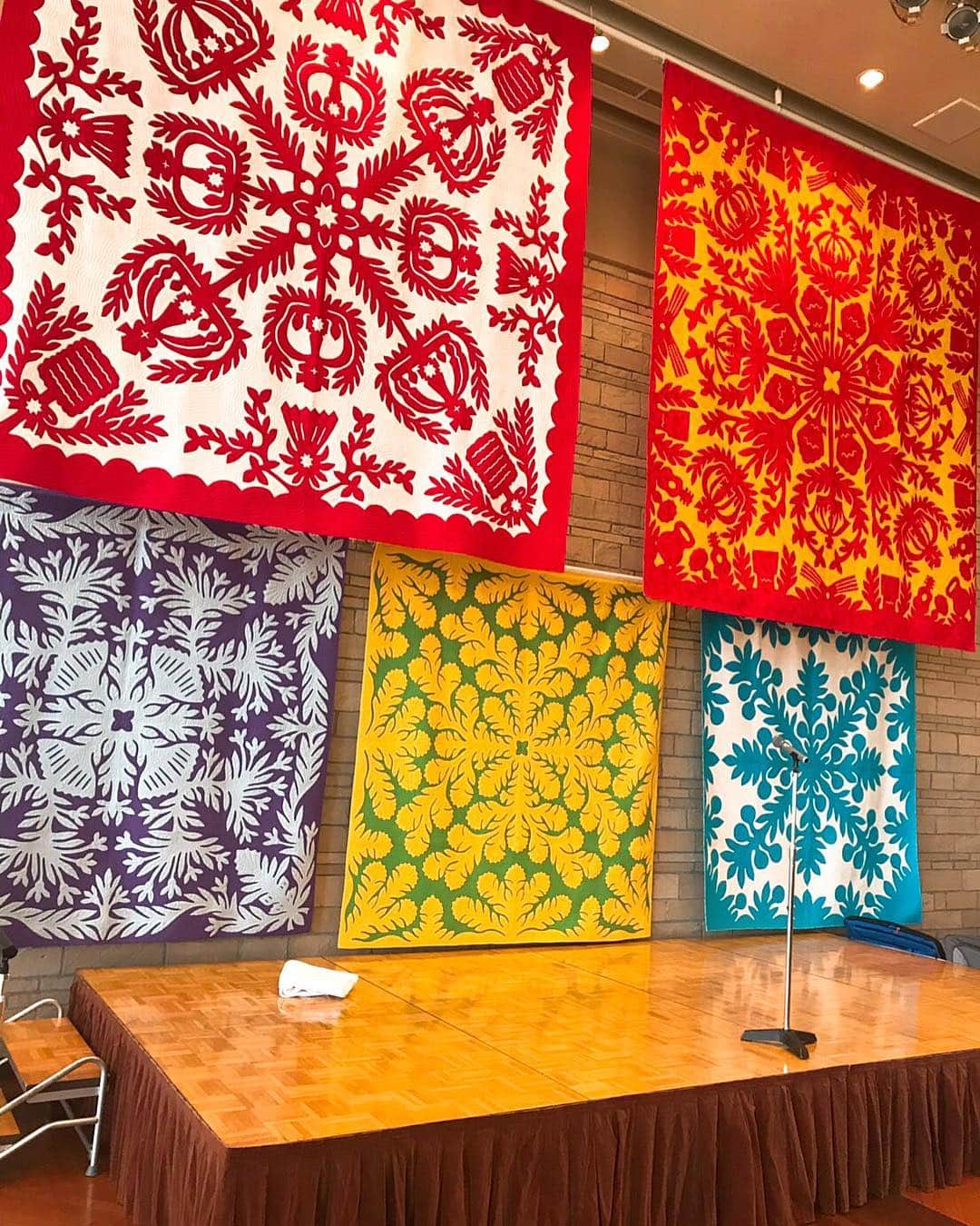 キャシー中島のグルメインスタ