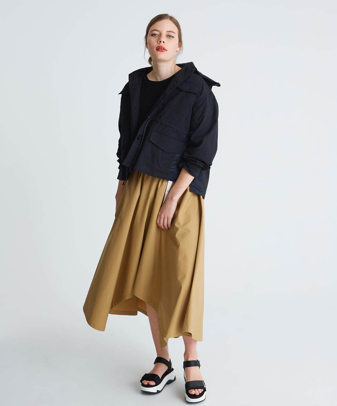 のインスタグラム：「. MILITARY	M65/MA1	COMBI	JACKET . MILITARY BELT FLARE SKIRT . . #リタジーンズトーキョー #ritajeanstokyo#tokyo#online#store#styling#coordinate#fashion#military#olive#jacket#ma1#m65#skirt#zozotown#zozo#isetan#isetanshinjuku#tokyobrand#tokyofashion#madeinjapan#rita」