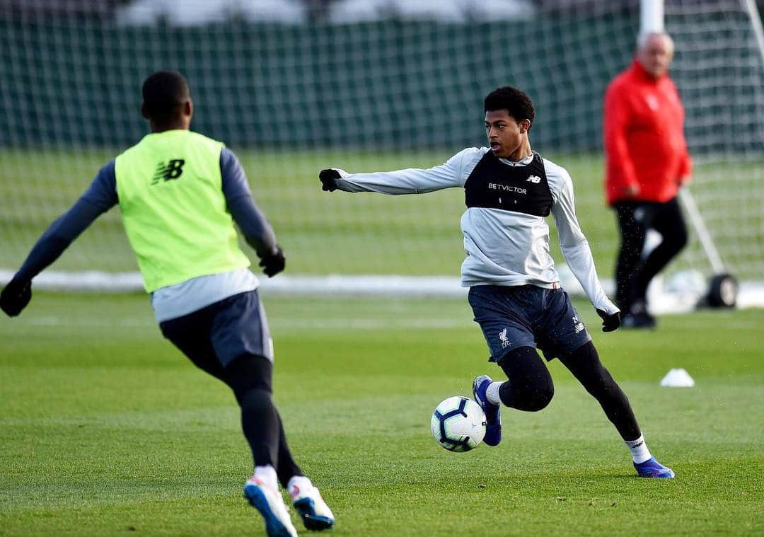 リアン・ブリュースターさんのインスタグラム写真 - (リアン・ブリュースターInstagram)「Getting closer to the comeback... ⚽️ @liverpoolfc」3月27日 4時55分 - rhianbrewster