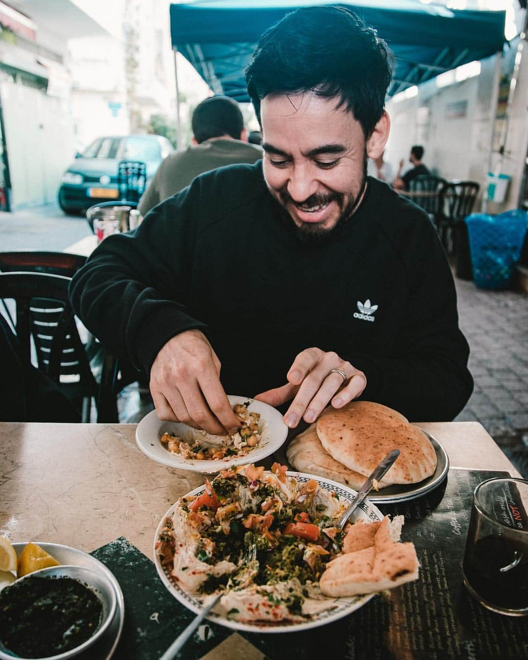 マイク・シノダさんのインスタグラム写真 - (マイク・シノダInstagram)「Fun times in Tel Aviv today ⚡️👍🏽❤️」3月27日 3時31分 - m_shinoda