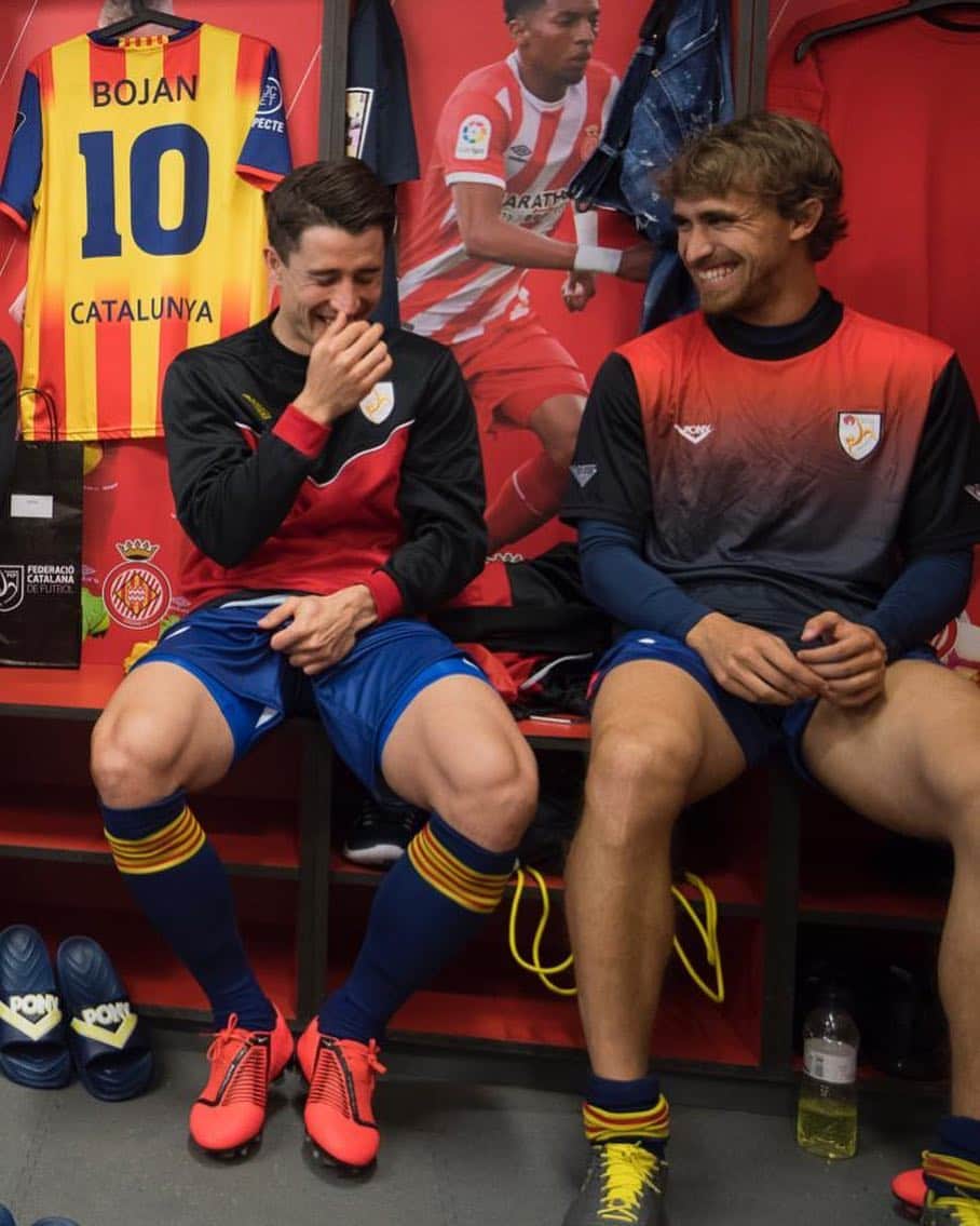 マルク・ムニエッサのインスタグラム：「How much I’ve missed you!! Ets un gran @bokrkic 😂🙊」