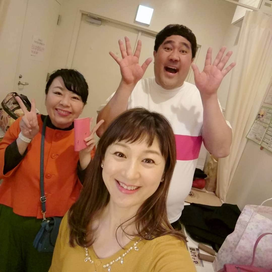 高橋靖子さんのインスタグラム写真 - (高橋靖子Instagram)「今日3月26日(火)〜4月1日(月)まで、NGK🍅諸見里リーダー週でーす😀⤴️ 晩御飯は、久しぶりにオムライス❤️ #吉本新喜劇 #新喜劇 #よしもと新喜劇 #よしもと #NGK #なんばグランド花月 #諸見里週 #namba #osaka #茄子とキノコのトマトソース #Ssize #pomme's」3月26日 19時51分 - oyasupororo