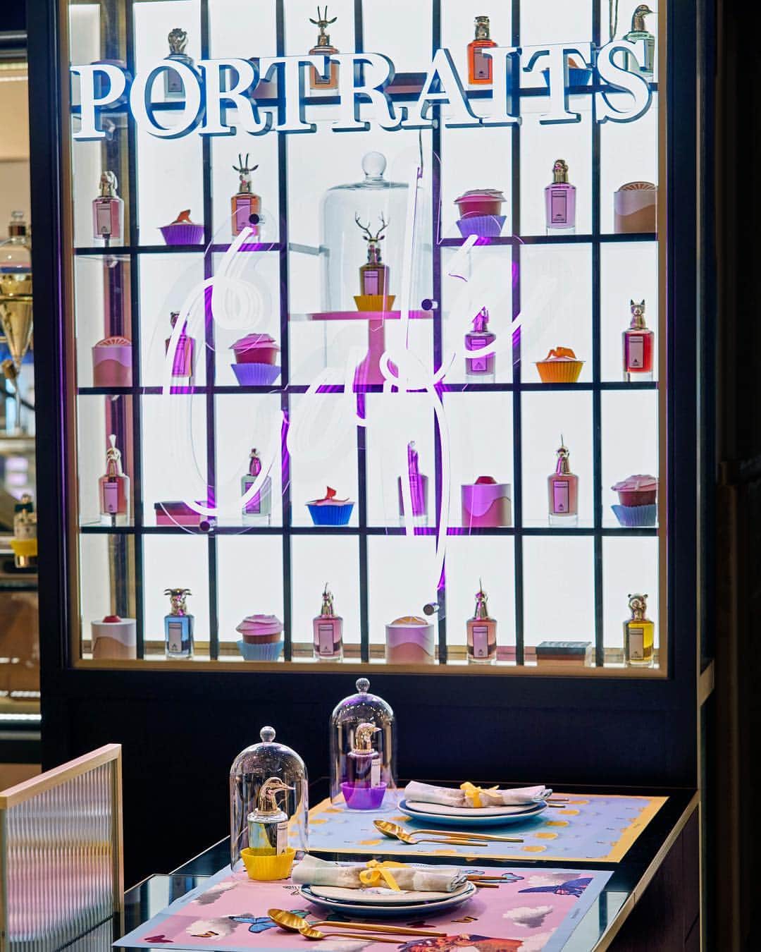 ペンハリガンさんのインスタグラム写真 - (ペンハリガンInstagram)「Visit Penhaligon's within Selfridges at the rather special Penhaligon's Portraits Café, where an exquisite array of olfactive treats are being served, including the citrus cocktails of the Portrait's family, The Impudent Cousin Matthew and The Ingénue Cousin Flora. Might we suggest satiating one's appetite with one of Penhaligon's seasonal specials? The hand poured fragrance atomiser duo is exclusive to Selfridges, and is remarkably popular this season! It is, of course, best enjoyed while gallivanting through town. #penhaligonsxportraits」3月26日 20時03分 - penhaligons