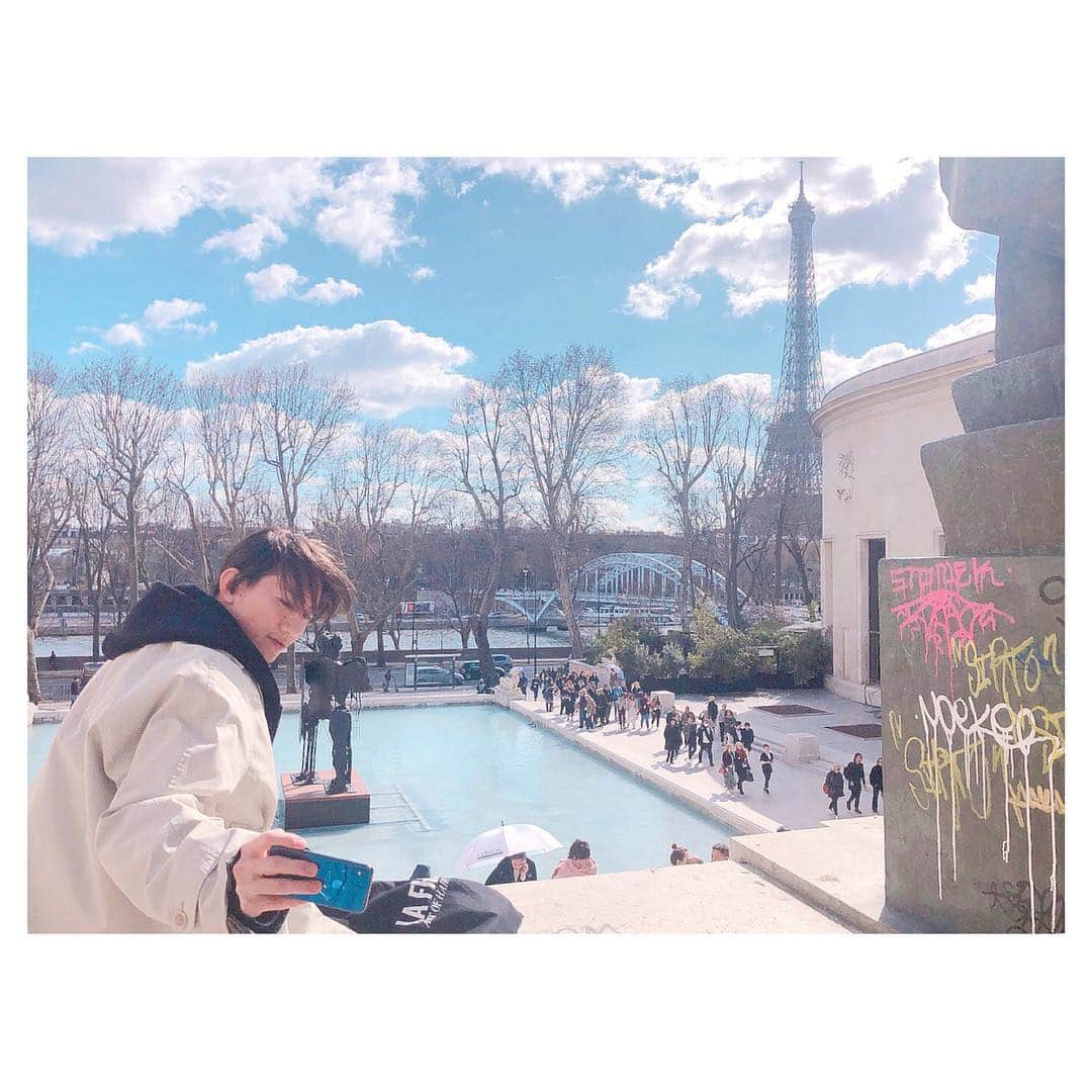 前原穂高のインスタグラム：「まもなくヘアショーです(^^) 無事に成功するといいなー！ ㅤㅤㅤ #ヘアショー#パリ#ロレアル #paris @lorealpro #ロレアルプロ#lorealpro #ヘア #ヘアアレンジ #ヘアスタイル #ヘアカラー #ヘアセット #アレンジ #スタイリング #ほだかっと #ほだからー #ヘアサロン #サロン #美容室 #hair #hairstyle #haircolor @vvvvvvioletttttt  @vvvvvviolet_nagoya  #美容室violet」