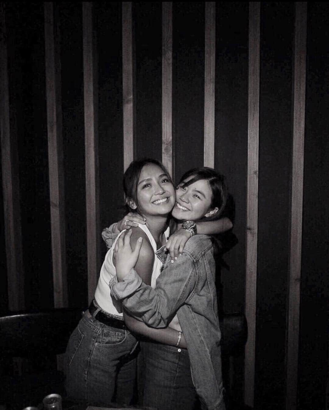 Miles Ocampoさんのインスタグラム写真 - (Miles OcampoInstagram)「Friendship may grow apart,  but eventually you’ll meet again, . and you’ll both move forward. .  Happy happy birthday, Kath. 👯‍♀️❤️」3月26日 20時57分 - milesocampo