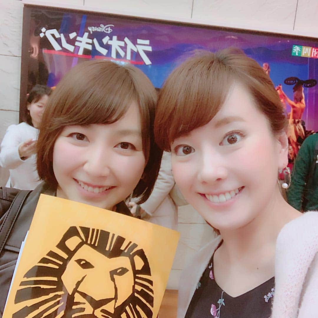 新垣泉子さんのインスタグラム写真 - (新垣泉子Instagram)「ハクナマタタ！！！ ライオンキング最高！！！ 10年前も観たけど、何度観ても感動！同じところで泣けた！オープニングで身体が震えた！もう一回観たい！  #劇団四季 #ミュージカル #ライオンキング #初日公演 #10年ぶり #福岡公演 #キャナルシティ劇場 #ハクナマタタ #ムファサ #かっこいい #心配ないさー #シンバ #ヤングシンバ #ヤングナラ  #可愛い #はしもっちゃんと #橋本真衣 #アナウンサー」3月26日 20時54分 - motoko.arakaki