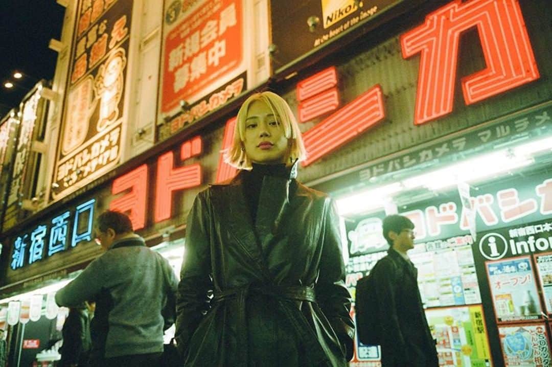 のインスタグラム：「元K-POPアイドルも! Red Bull Music Festival Tokyoウエアハウスパーティ出演者発表✨3月25日(月) 〜 4月6日(土)までイベントのチケットが当たるJBL x Red Bull Music Festivalキャンペーンも実施中だ。#REDBULLFESTTYO 詳細はlinkin.bio⁣」