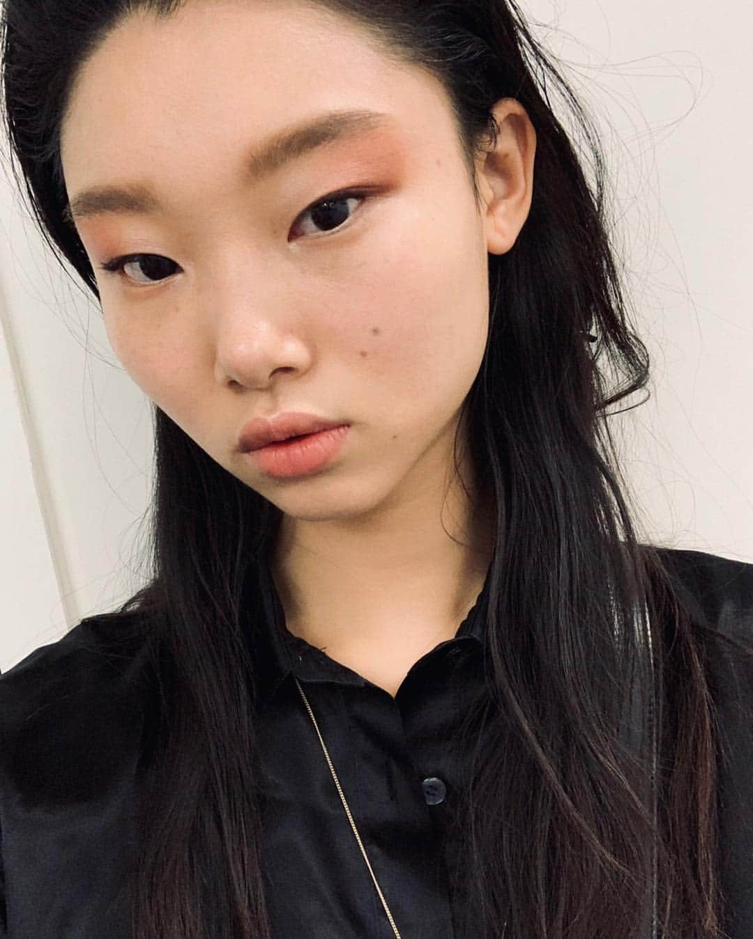 ペ・ユニョンさんのインスタグラム写真 - (ペ・ユニョンInstagram)「Fashion Week Look from My gaze  Photos by me 📷 last」3月26日 21時30分 - mulan_bae