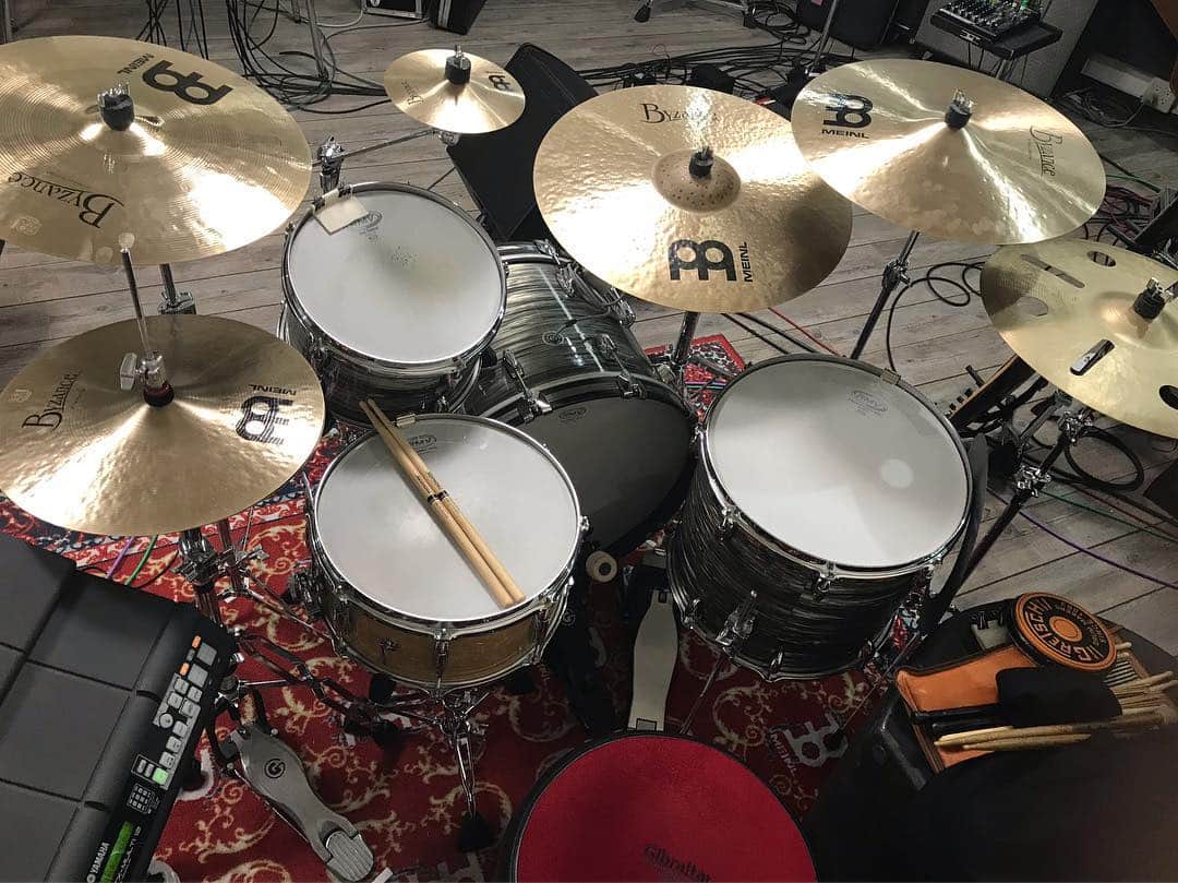 のインスタグラム：「今日はこってり練習しました。引き続きがんばります！#gretschdrums #meinlcymbals」