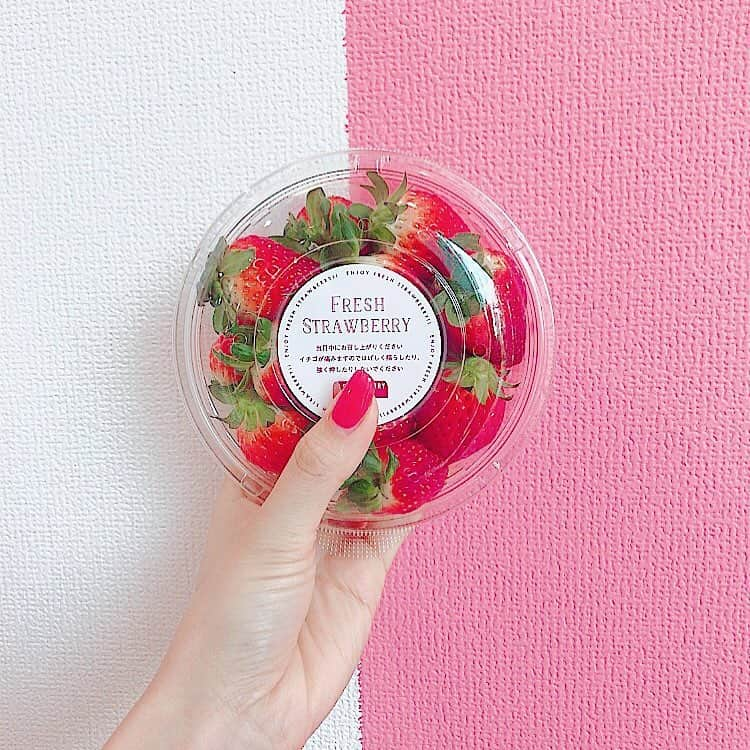 悠衣さんのインスタグラム写真 - (悠衣Instagram)「🍓🍓🍓」3月26日 21時40分 - yu1_1987