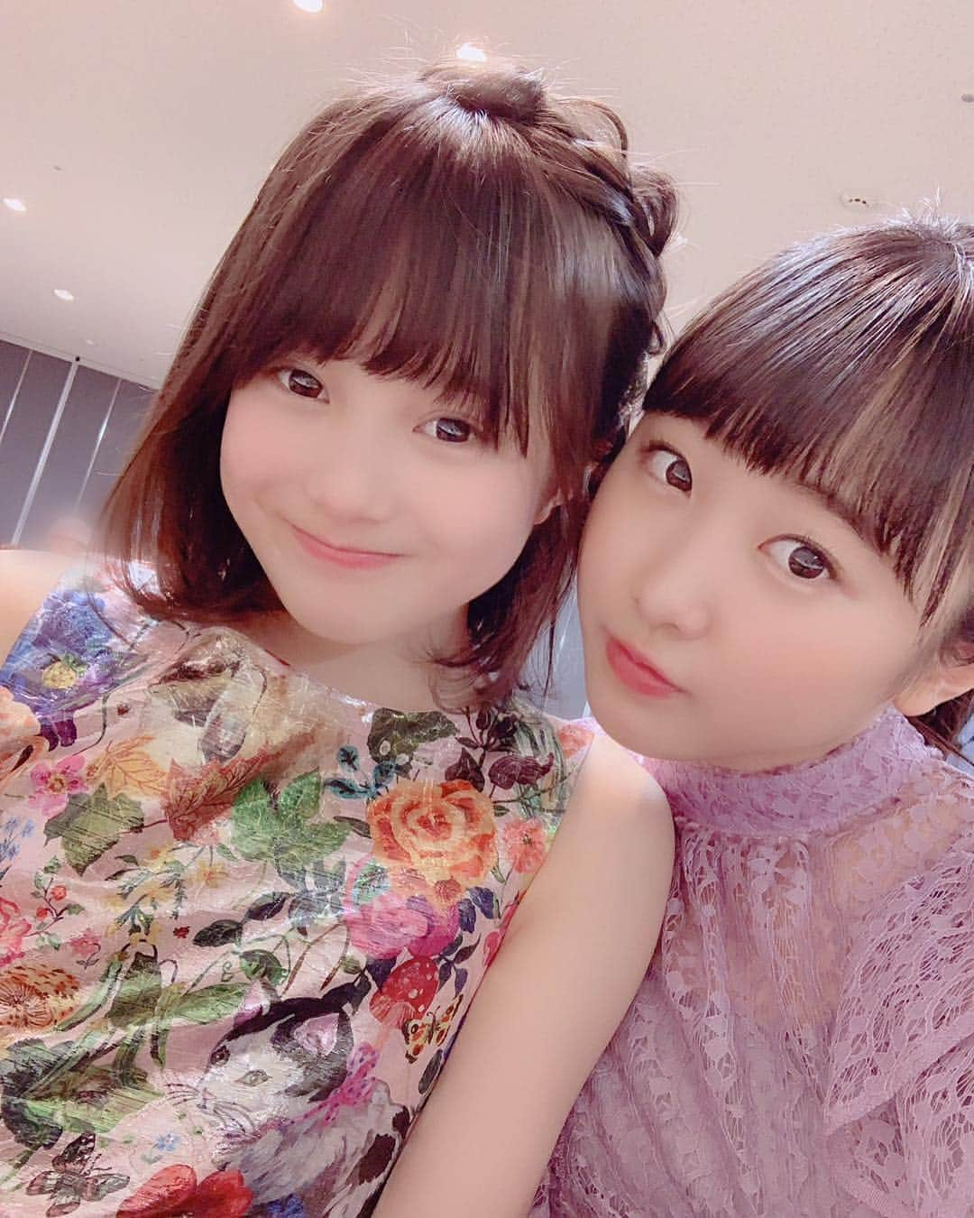 本田望結さんのインスタグラム写真 - (本田望結Instagram)「💐💐 ・ ・ 「超十代AWARD2019」ベストシスターズ賞 三姉妹で頂きました！✨✨ ・ とっても幸せな時間でした☺️💕」3月26日 21時50分 - miyu_honda_official