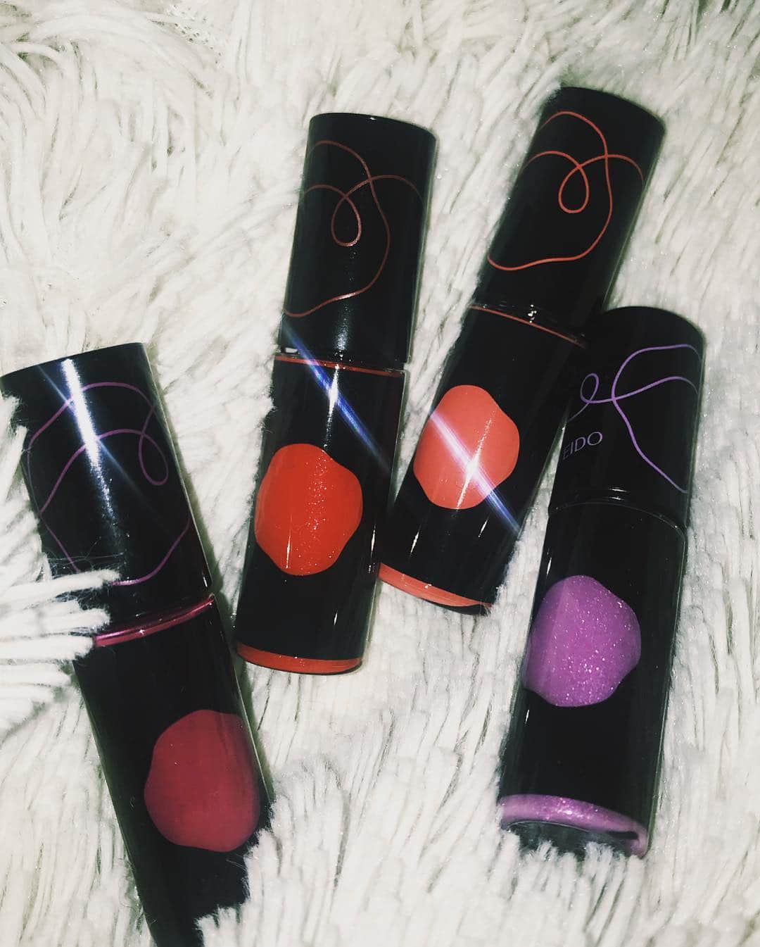 後藤早貴さんのインスタグラム写真 - (後藤早貴Instagram)「春スタートだから🆕アイテムを豊富にゲットしました👨🏻‍🎤 kangolの帽子と @pico_shiseido の新作リップと新作ネイル💄💅それぞれの名前が可愛い。 ［縁結び］をテーマにしていてつけているリップは《大切な人》って名前。素敵だな。 花言葉にしてお友達にプレゼント🎁も良さそう。ミニサイズだから鞄ない時もポッケに入るからそこも◎😌 #shiseidoginzatokyo #picoshiseido#me#gosaki#makeup #make#newitem#lips#nail #kangol」3月26日 21時57分 - gosakicchi