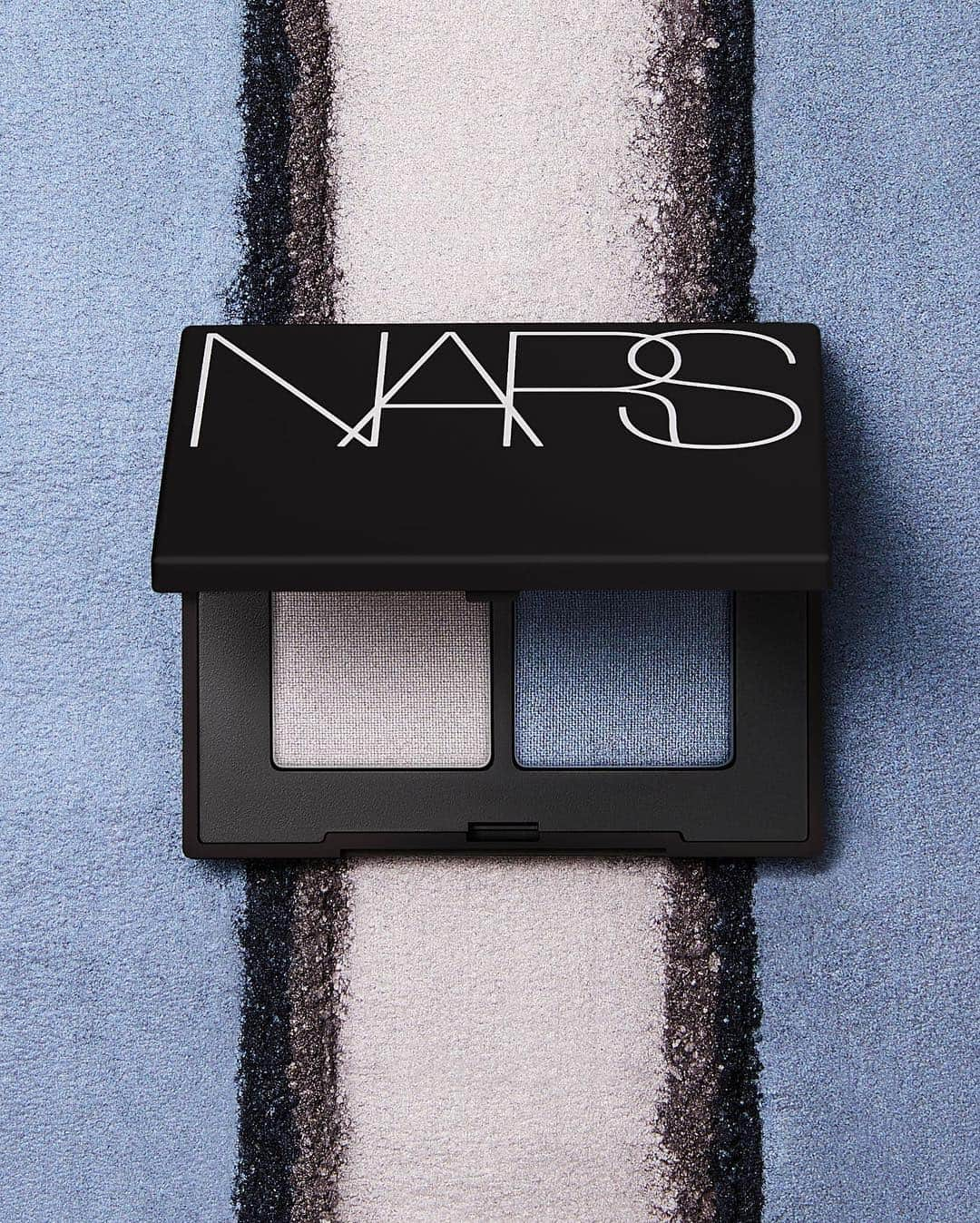 NARSさんのインスタグラム写真 - (NARSInstagram)「Underworld Duo Eyeshadow. Instant gratification in just one swipe.」3月26日 22時12分 - narsissist